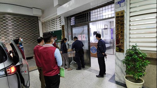 花蓮分署解送許女至花蓮看收所執行管收