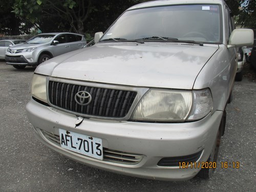 拍賣車輛-TOYOTA轎車