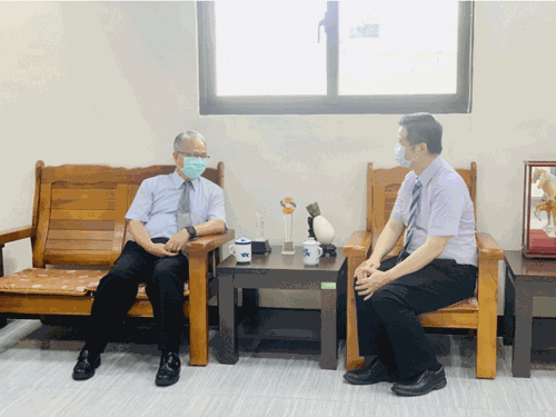 111年5月31日臺灣高等檢察署花蓮檢察分署洪檢察長培根率同許書記官長鈴敏蒞臨本分署指導