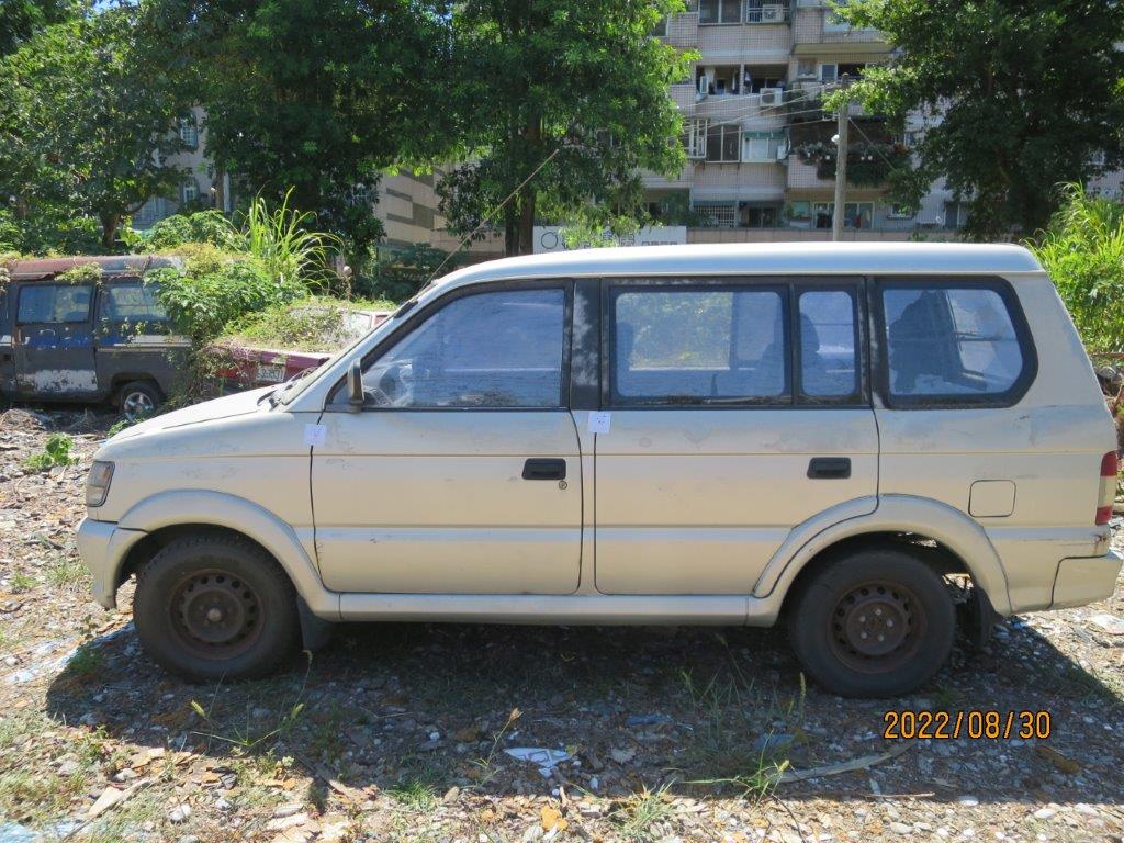 義務人車輛照片(側面)