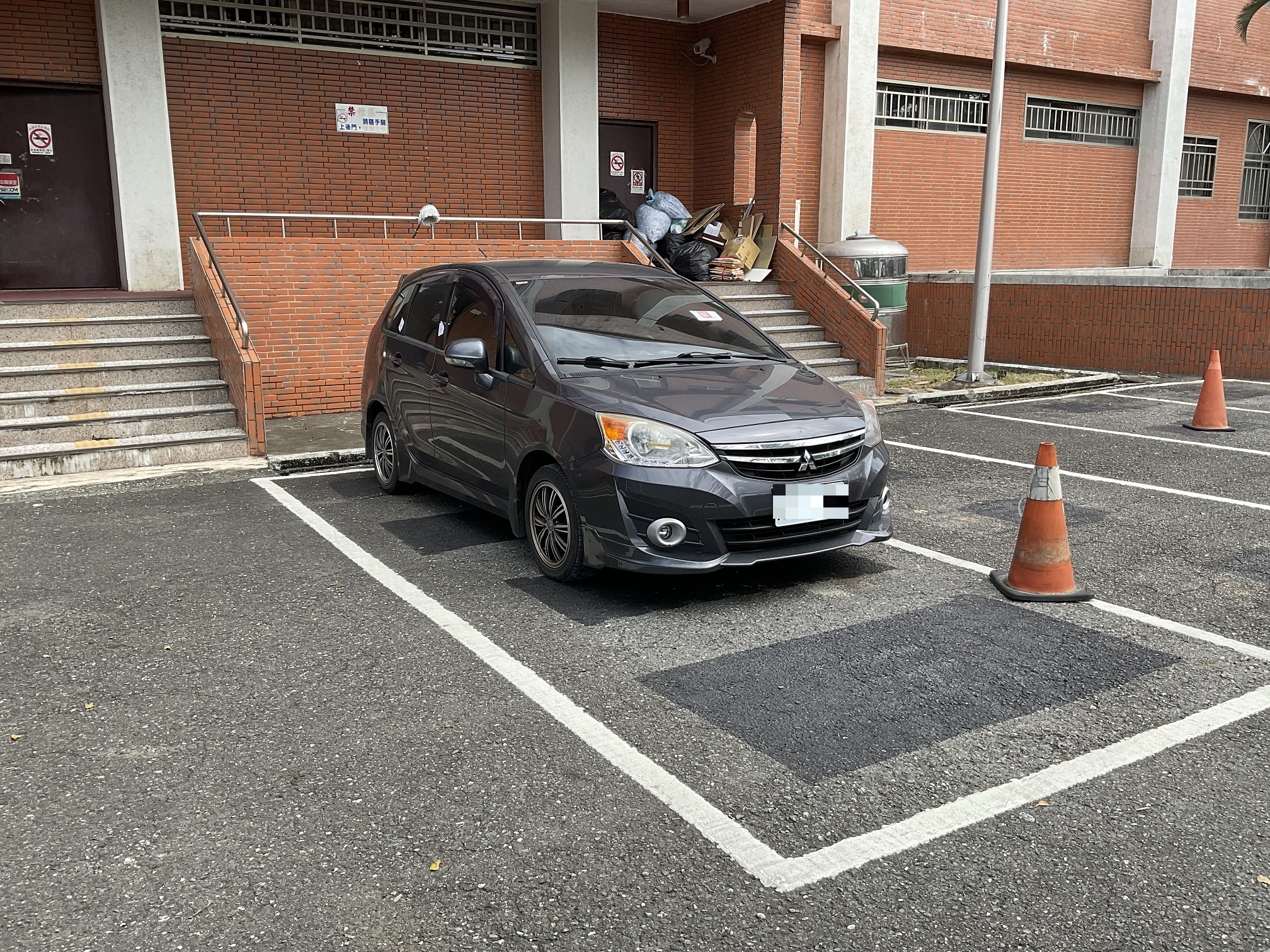 ColtPlus轎車拍賣(臺東縣稅務局)