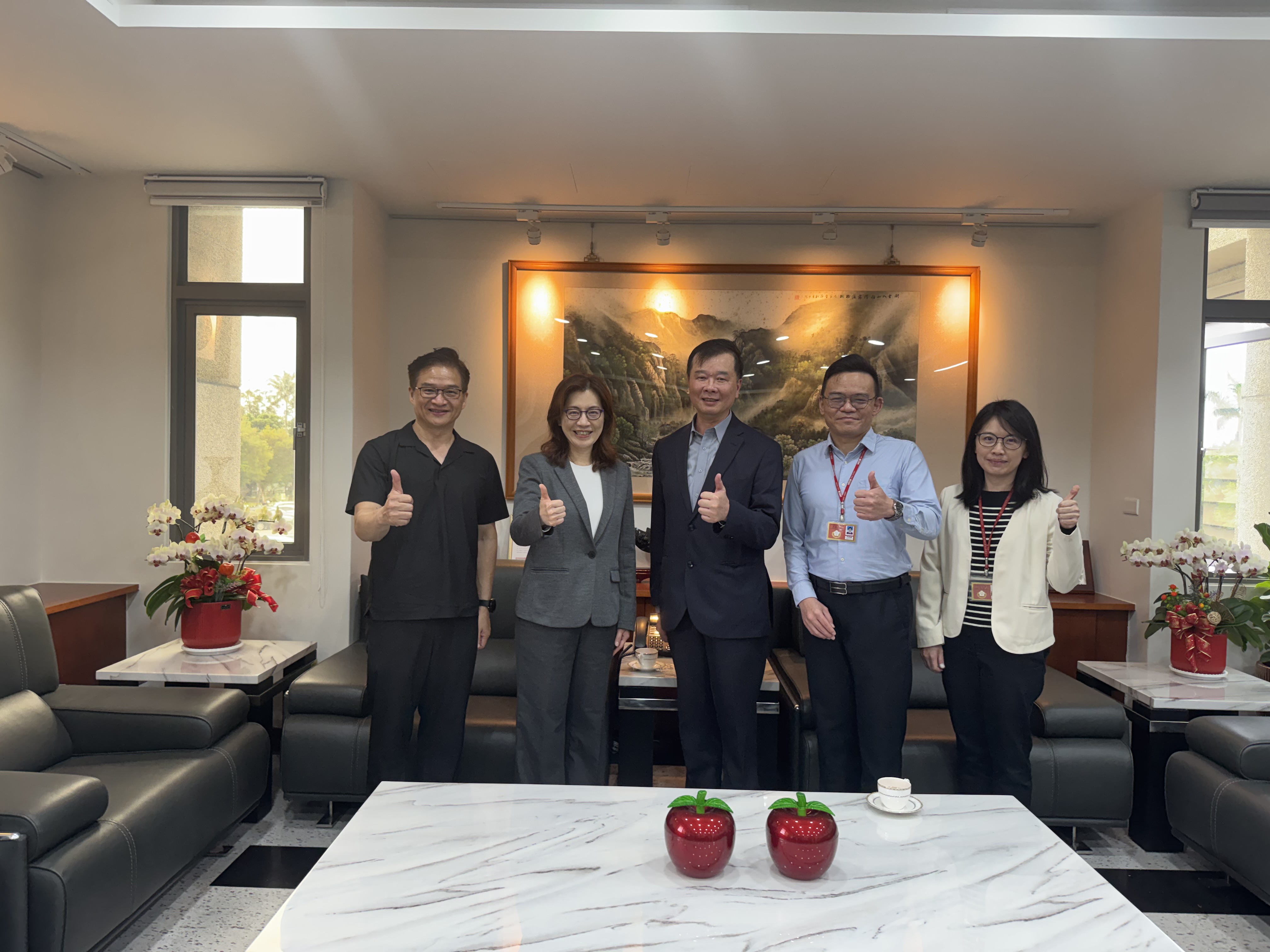 本分署蔡英俊分署長拜訪臺灣花蓮地方檢察署陳檢察長舒怡2