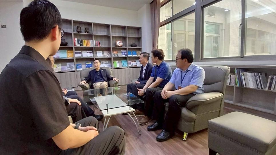 5.在座談會中，署長特別關心臺東辦公室在人力單薄情況下之運作情形2